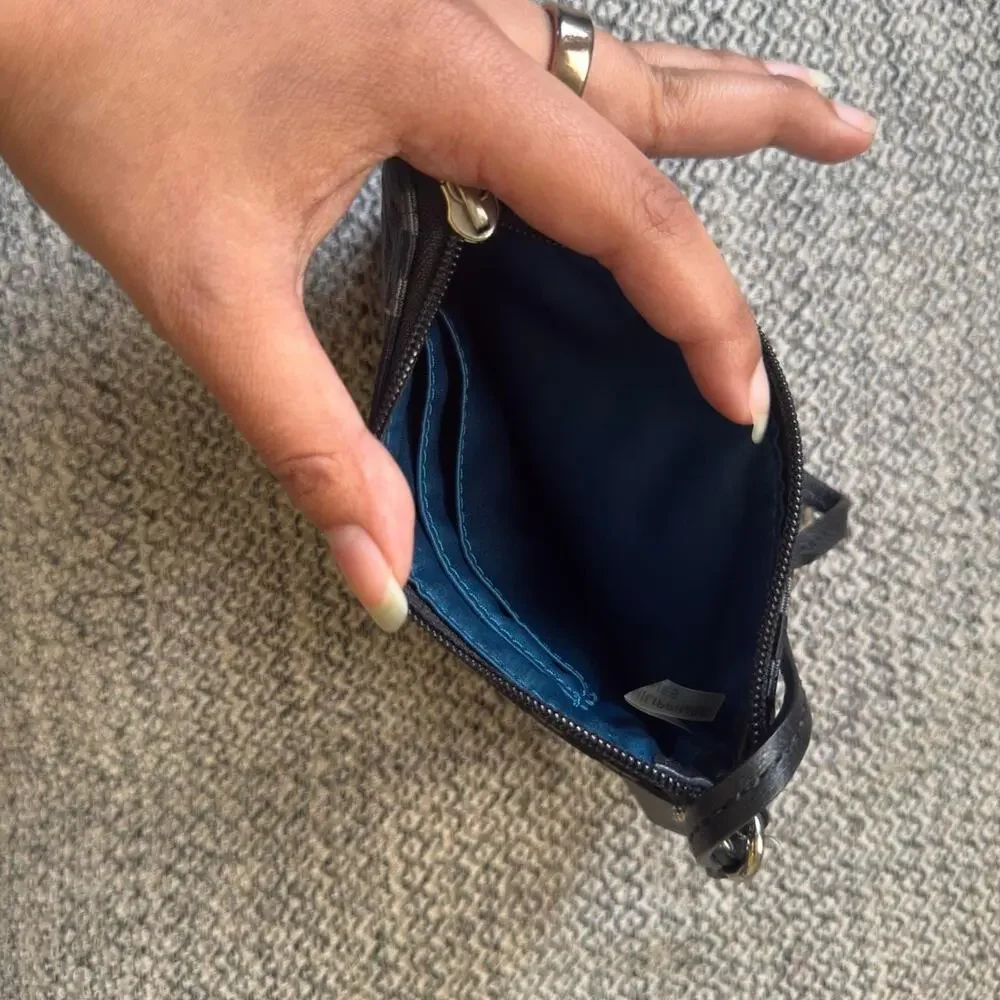 Black coach wristlet pattern real
